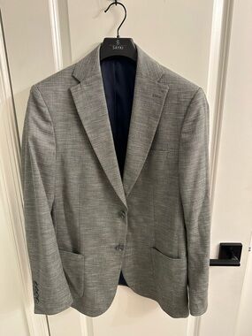Sayki Men's Gray Two-Button Blazer - Classic Notch Lapel
